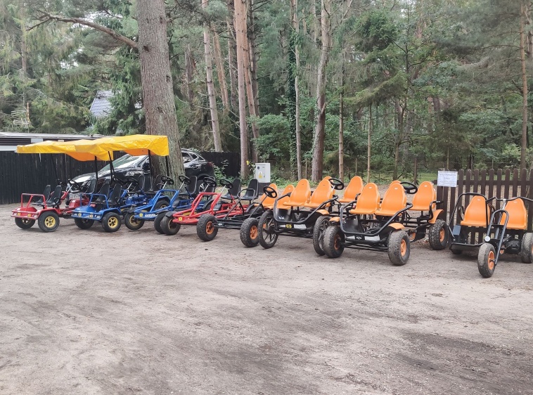 Wypożyczalnia Gokart&oacute;w w Dębkach